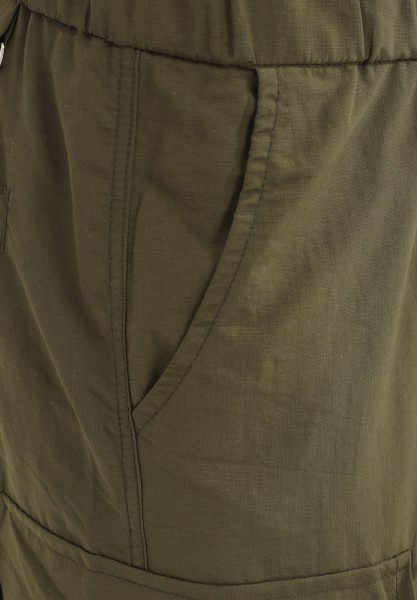 Short cargo