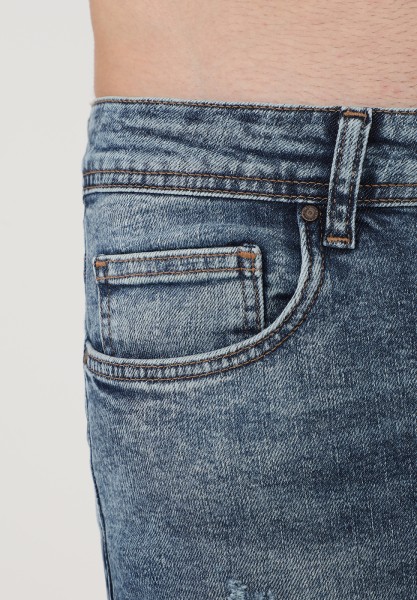 Jean